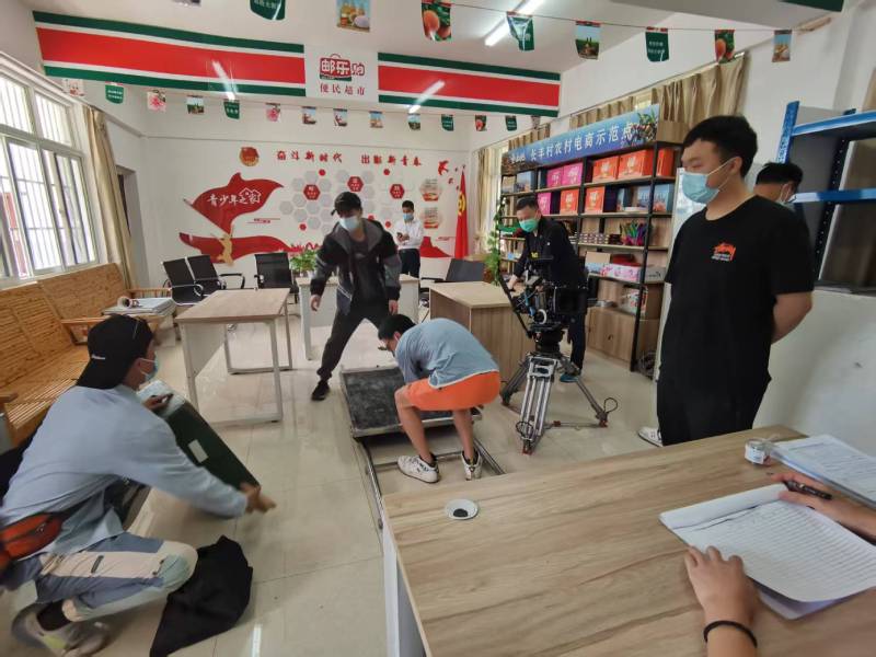 木兰县广告片拍摄公司：极简主义践行者，少即是多的视觉哲学